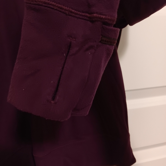Lululemon active fitness purple sweater top - Picture 3 of 3
